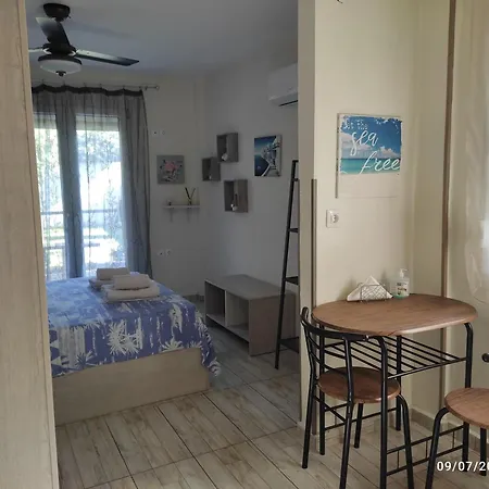 Sophia's Near The Sea - Olivia Apartment Agia Triada (Thessaloniki)