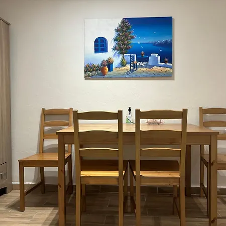 Sophia's Near The Sea - Olivia Apartment *